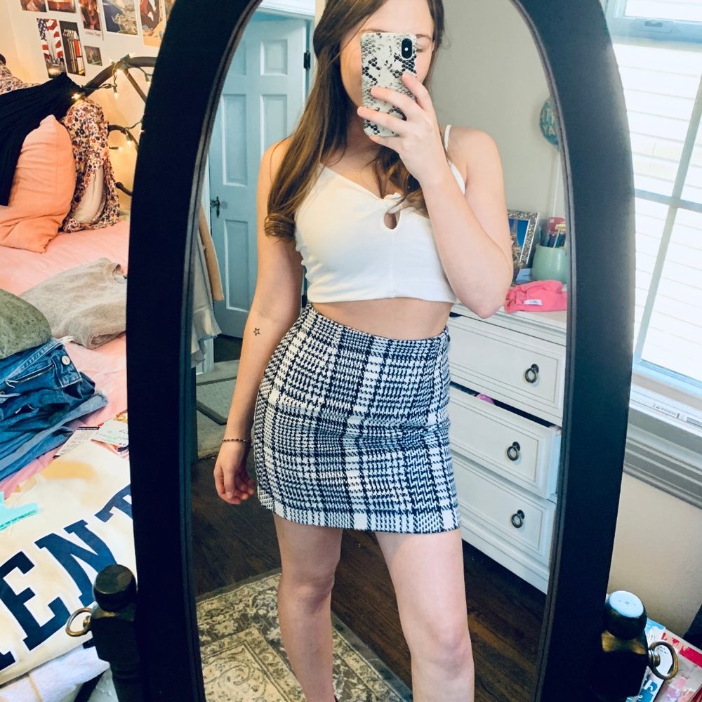 h&m mini skirt